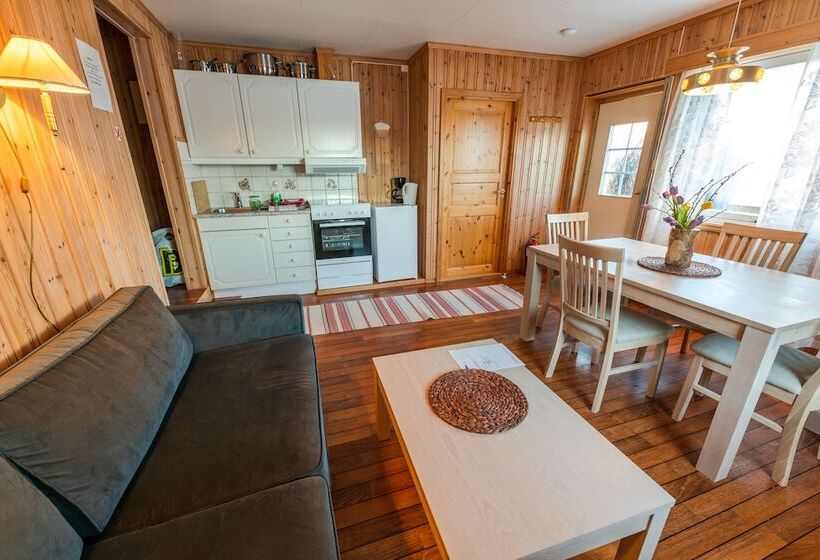 Апартаменты 2 Спальни, Lydersen Rorbuer Hostel And Apartments Kvalvika And Rytten