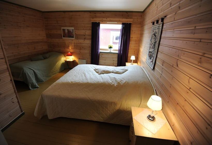 Апартаменты 2 Спальни, Lydersen Rorbuer Hostel And Apartments Kvalvika And Rytten