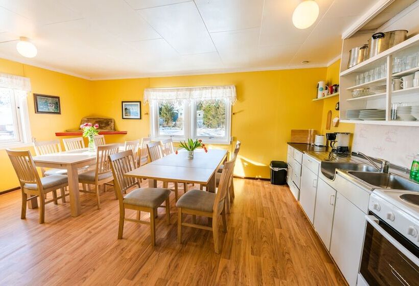 스탠다드 룸 공동 욕실, Lydersen Rorbuer Hostel And Apartments Kvalvika And Rytten