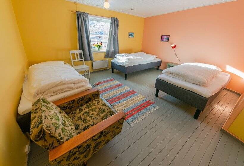 스탠다드 룸 공동 욕실, Lydersen Rorbuer Hostel And Apartments Kvalvika And Rytten