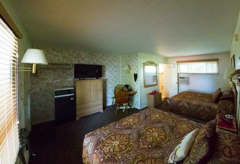 4인용 스탠다드 룸, Oak Park Inn