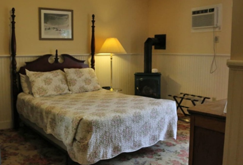 Номер Стандарт, Kearsarge Inn