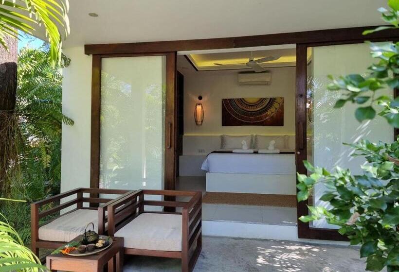بانگلوی لوکس, Sahaa Beach Resort