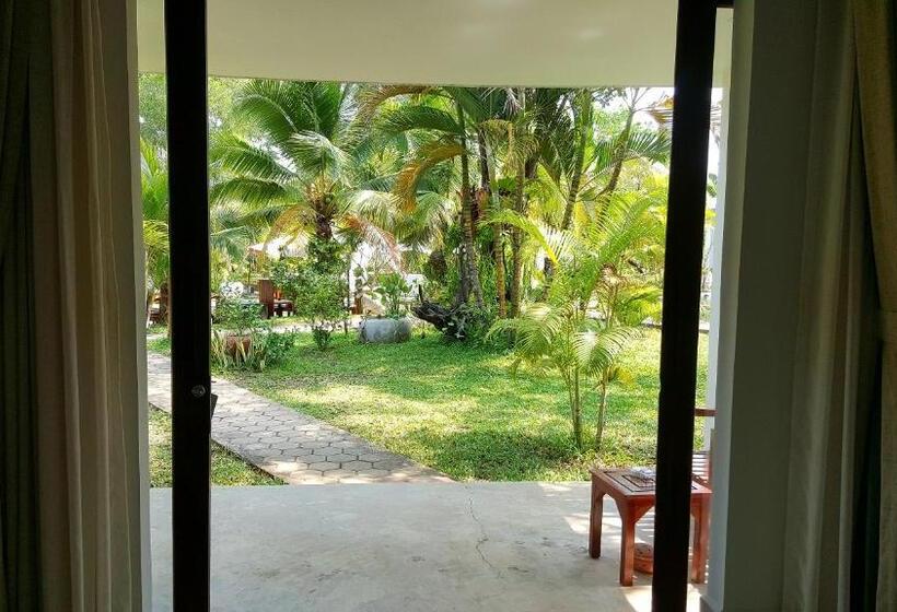 بانگلوی لوکس, Sahaa Beach Resort