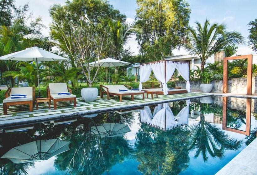 بانگلوی لوکس, Sahaa Beach Resort