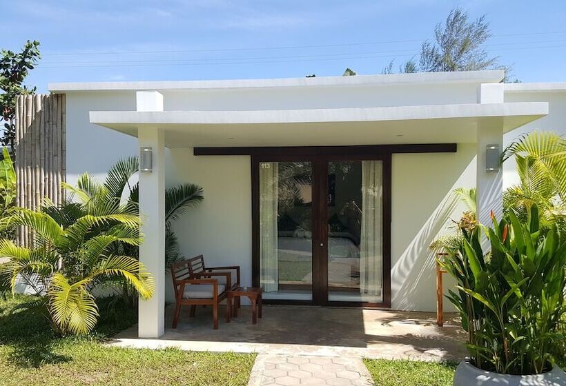 بانگلوی لوکس, Sahaa Beach Resort