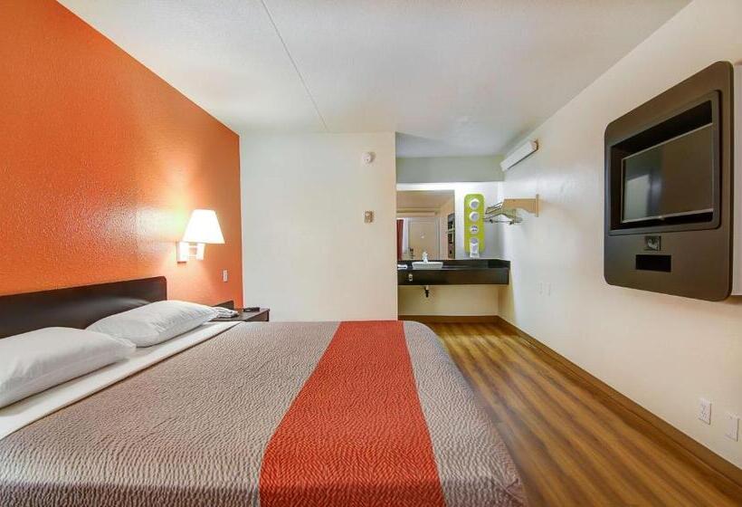 Стандартный Номер Кровать Кинг, Motel 6springfield, Mo  North