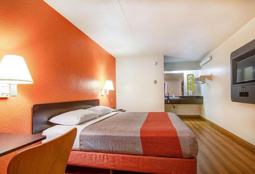Номер Deluxe Кровать Кинг, Motel 6springfield, Mo  North