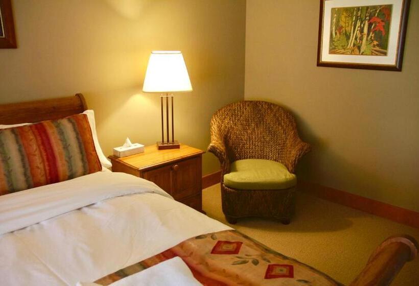デラックスルーム, Vagabond Lodge At Kicking Horse