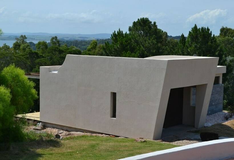 بانگلوی سوپریور, St Michel Wellness