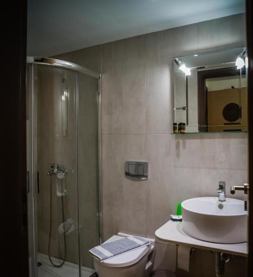 استودیوی استاندارد با چشم‌انداز دریا, Theo Beach Hotel Apartments