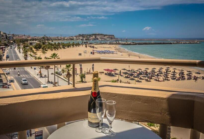 استودیوی استاندارد با چشم‌انداز دریا, Theo Beach Hotel Apartments