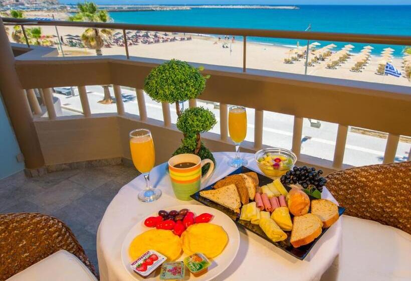 استودیوی استاندارد با چشم‌انداز دریا, Theo Beach Hotel Apartments
