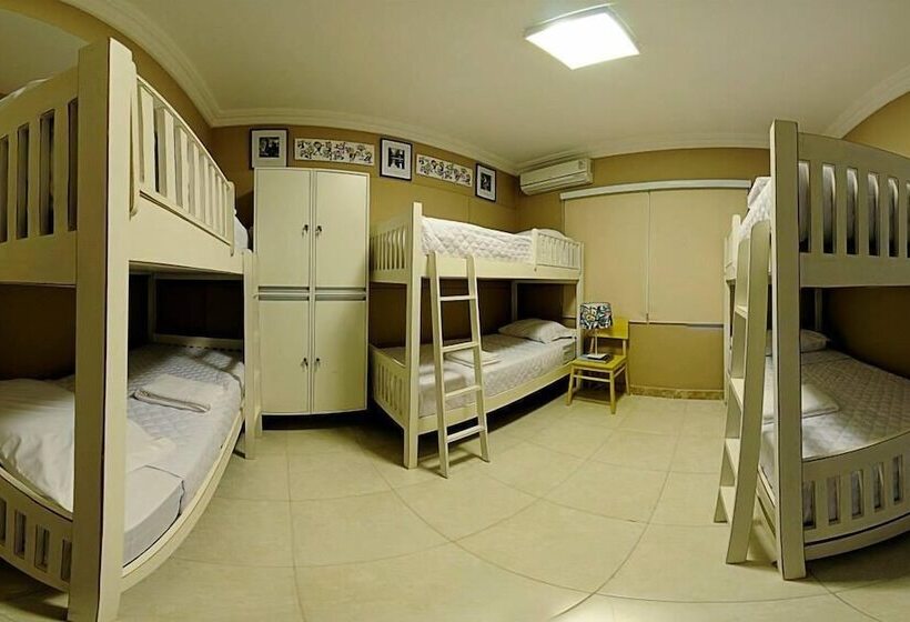 سرير فى غرفة مشتركه, Bahia Prime Hostel