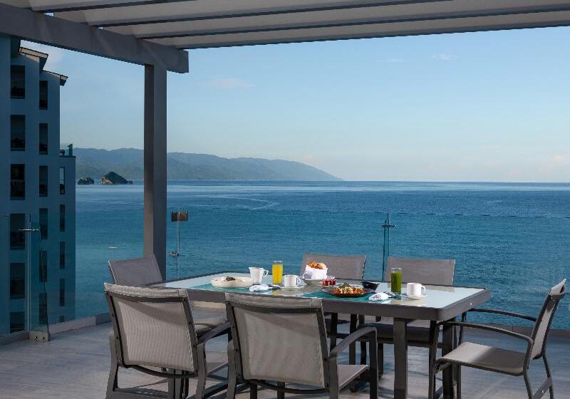 سوییت با چشم‌انداز دریا, Hilton Vallarta Riviera All Inclusive Resort, Puerto Vallarta