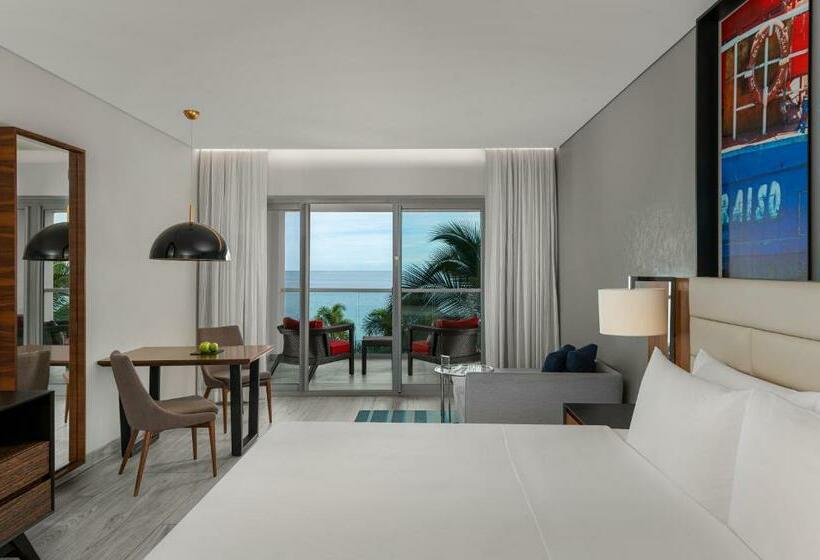 اتاق استاندارد با تخت بزرگ, Hilton Vallarta Riviera All Inclusive Resort, Puerto Vallarta