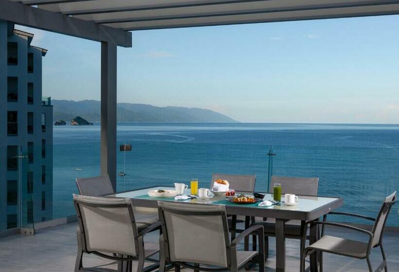 سوییت با چشم‌انداز دریا, Hilton Vallarta Riviera All Inclusive Resort, Puerto Vallarta