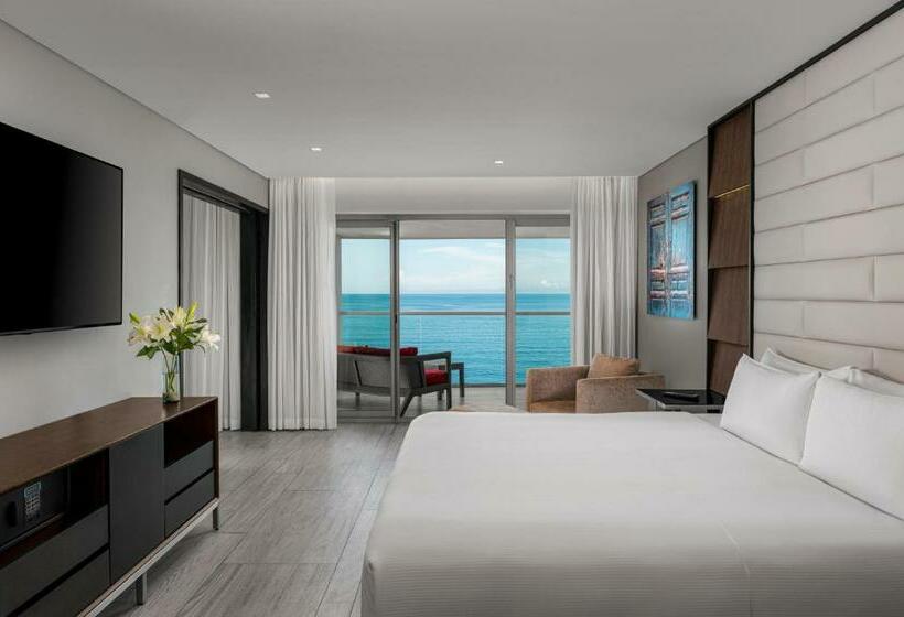 سوییت با چشم‌انداز دریا, Hilton Vallarta Riviera All Inclusive Resort, Puerto Vallarta