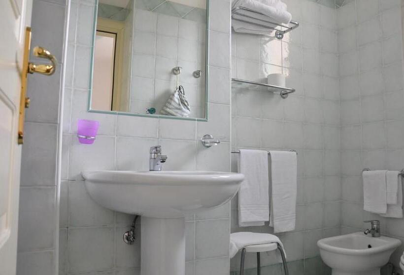 Quarto Estandar, La Marticana