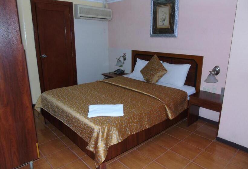 Номер Стандарт, Malecon Inn