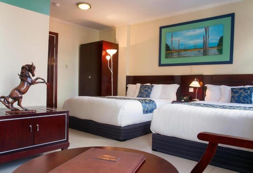 اتاق استاندارد چهار تخته, Palacio