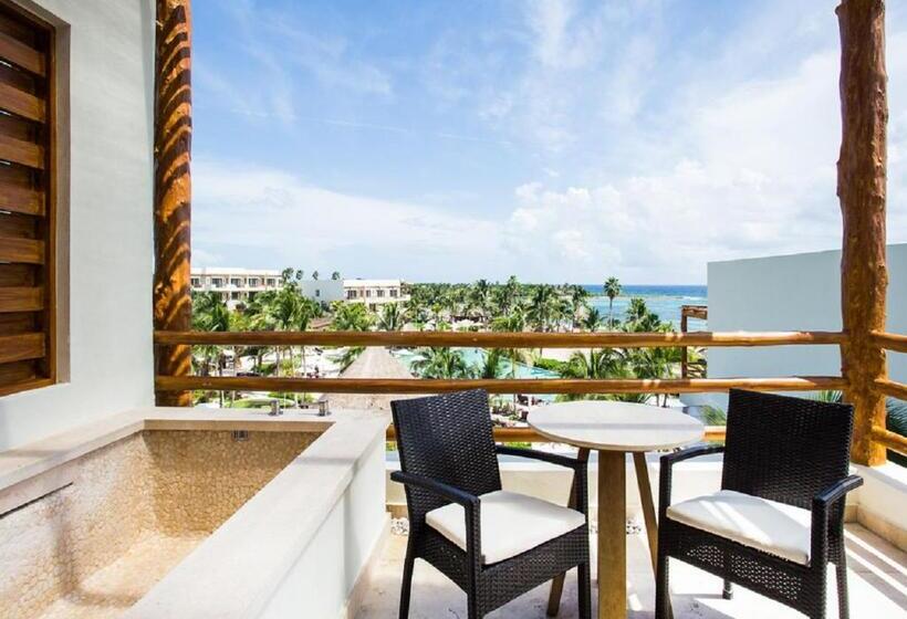 ジュニアスイートクラブ シービュー, Secrets Akumal Riviera Maya   Adults Only