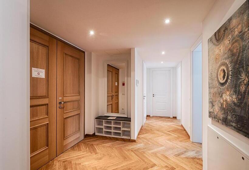 Апартаменты 2 Спальни, Aparthotel Am Schloss