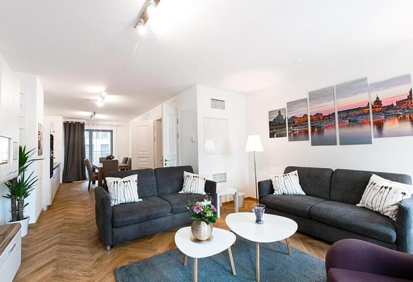 Апартаменты 2 Спальни, Aparthotel Am Schloss