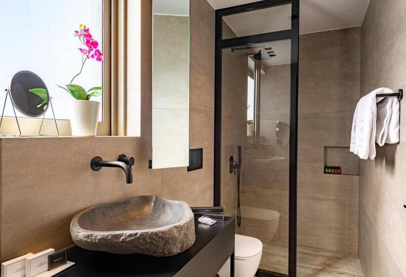 Номер Стандарт Трехместный, Anthemion Suites And Villas