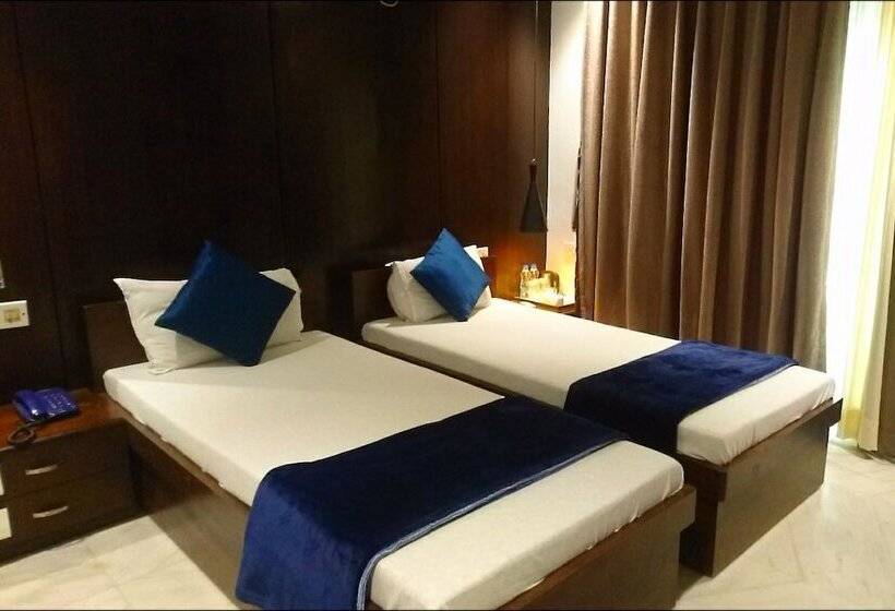 豪华房间, Tatvam Residency
