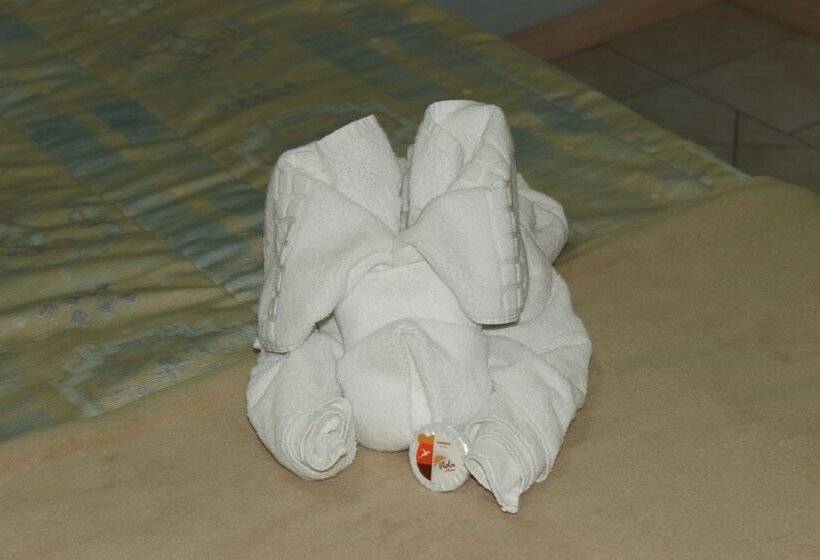 디럭스 룸, Center