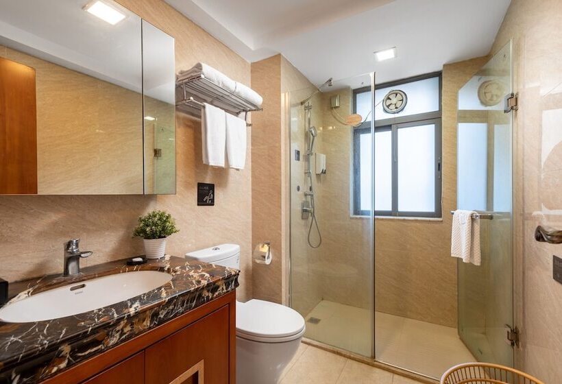 سوییت اجرایی, Poltton International Apartment