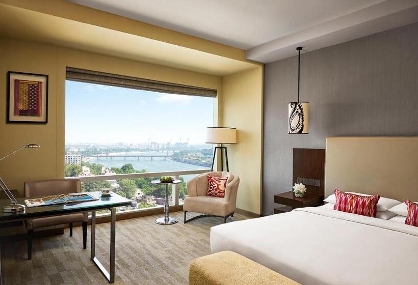 اتاق استاندارد با تخت بزرگ, Hyatt Regency Ahmedabad