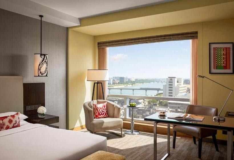 اتاق استاندارد با تخت بزرگ, Hyatt Regency Ahmedabad