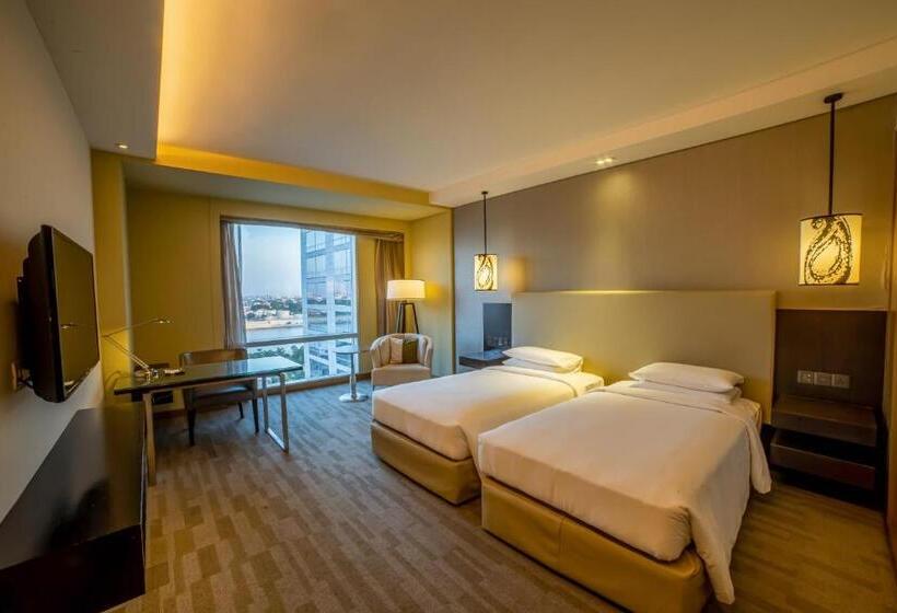 اتاق کلاب, Hyatt Regency Ahmedabad