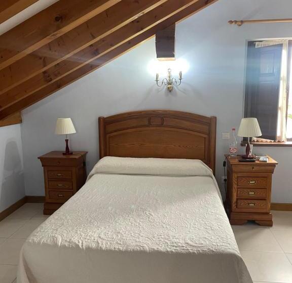 スタンダード４人部屋, Posada La Cabana De Salmon