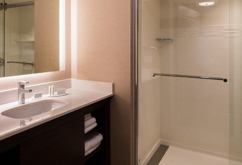 标准工作室, Residence Inn By Marriott Seattle University District