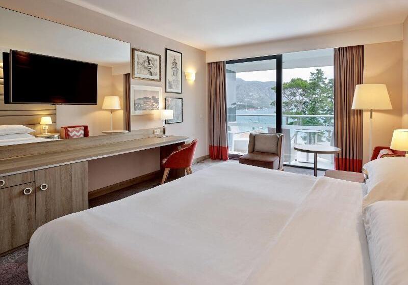 اتاق لوکس با بالکن و چشم‌انداز دریا, Sheraton Dubrovnik Riviera