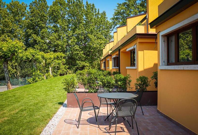 2 Bedroom Apartment With Garden, Residence Vignol