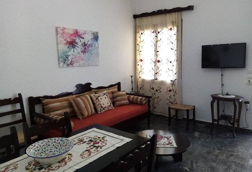 ویلای 2 خوابه با چشم‌انداز دریا, Vangelis Villas