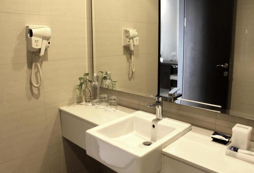 Номер Deluxe, Aston Imperial Bekasi Hotel & Conference Center