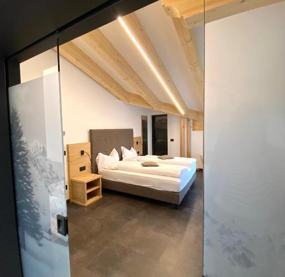 산 전망 스위트, Chalet Alaska