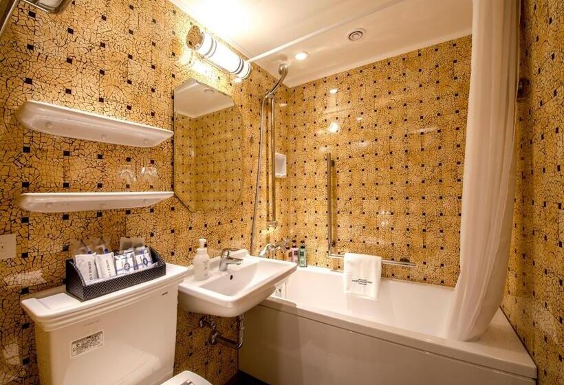 اتاق استاندارد با چشم‌انداز دریا, Monterey Okinawa Spa & Resort