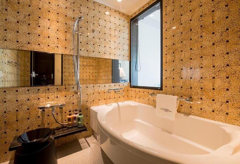 اتاق لوکس با چشم‌انداز دریا, Monterey Okinawa Spa & Resort