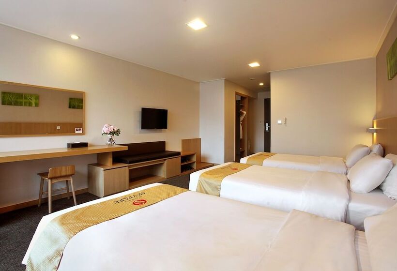Номер Стандарт Трехместный, Skypark Jeju 1
