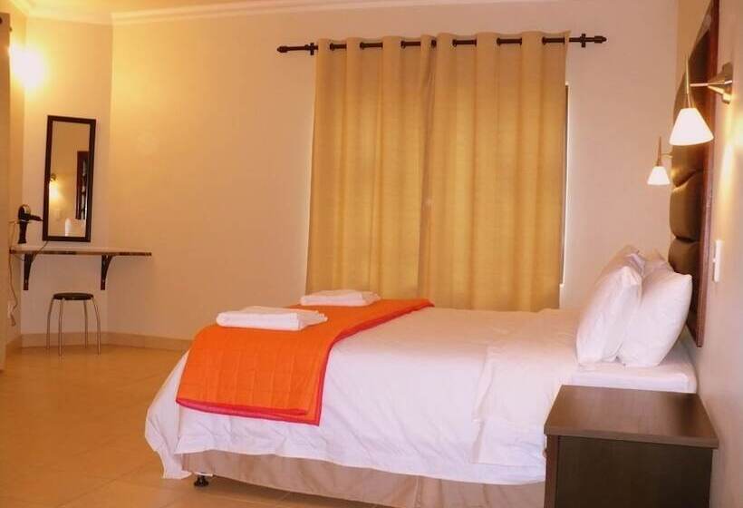 آپارتمان 2 خوابه با بالکن, Palm Valley Inn And Day Spa