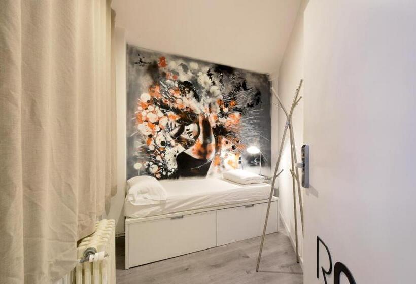 Habitación Estándar Individual Baño Compartido, Free Hostels Barcelona