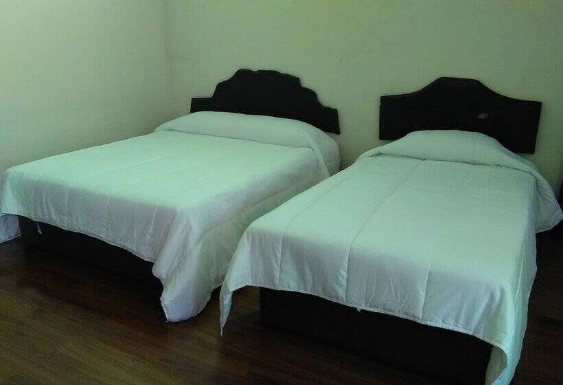 اتاق استاندارد, Kuching Waterfront Lodge