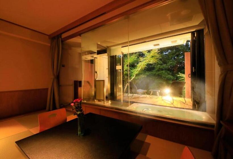 غرفة سوبيريور, Shikisai