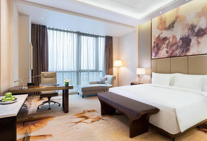 Номер Deluxe Кровать Кинг, Wanda Realm Nanchang